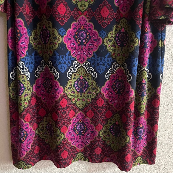 Chicos Medallion Shift Dress Women Sz XL Flare Sleeve Colorful Artsy Jewel Tones - Picture 6 of 10
